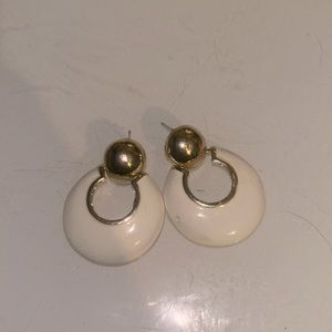 White and gold earrings